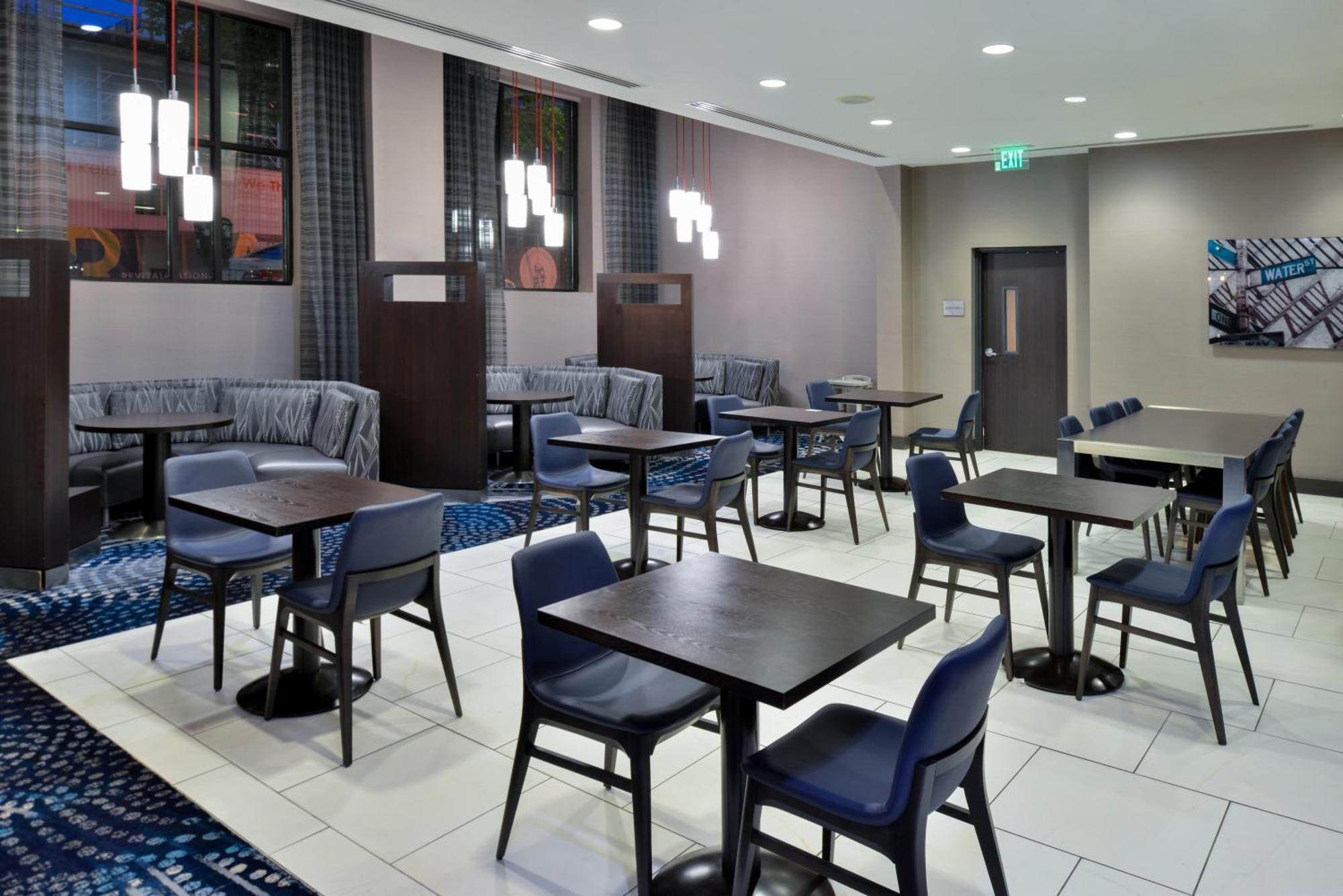 Hotel Courtyard By Marriott Wilmington Downtown/Historic District Exterior foto