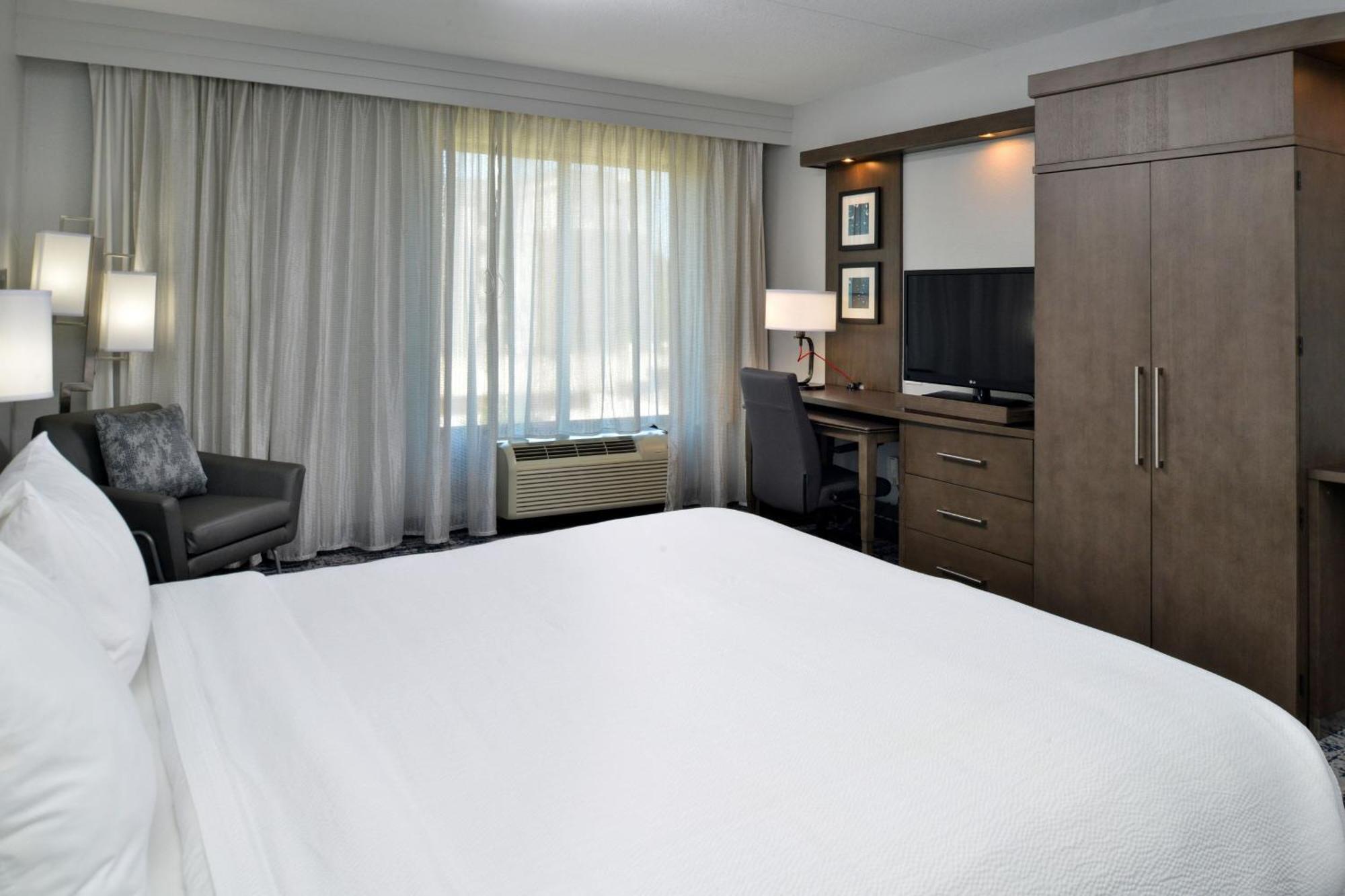 Hotel Courtyard By Marriott Wilmington Downtown/Historic District Exterior foto